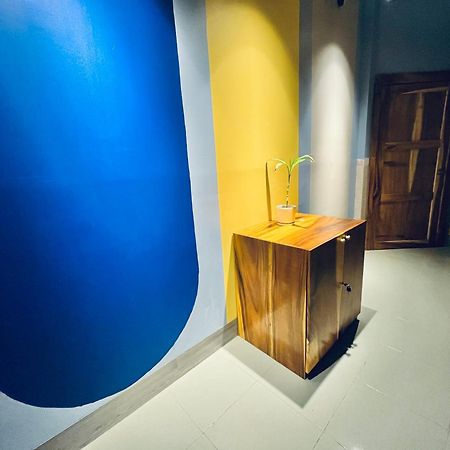 Por Chey Guesthouse Battambang Exterior foto
