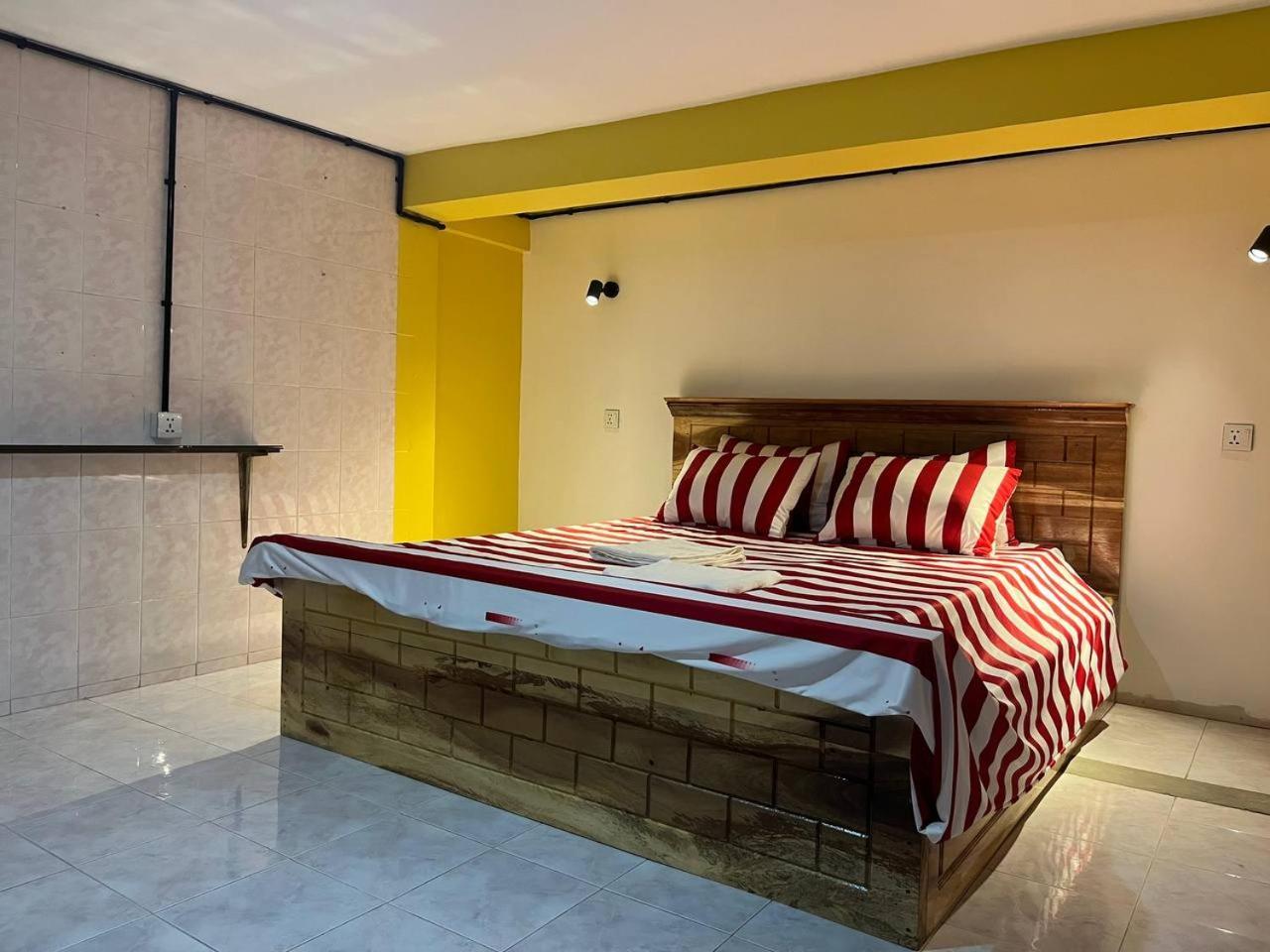 Por Chey Guesthouse Battambang Exterior foto